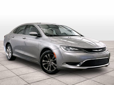 2015 Chrysler 200 Limited