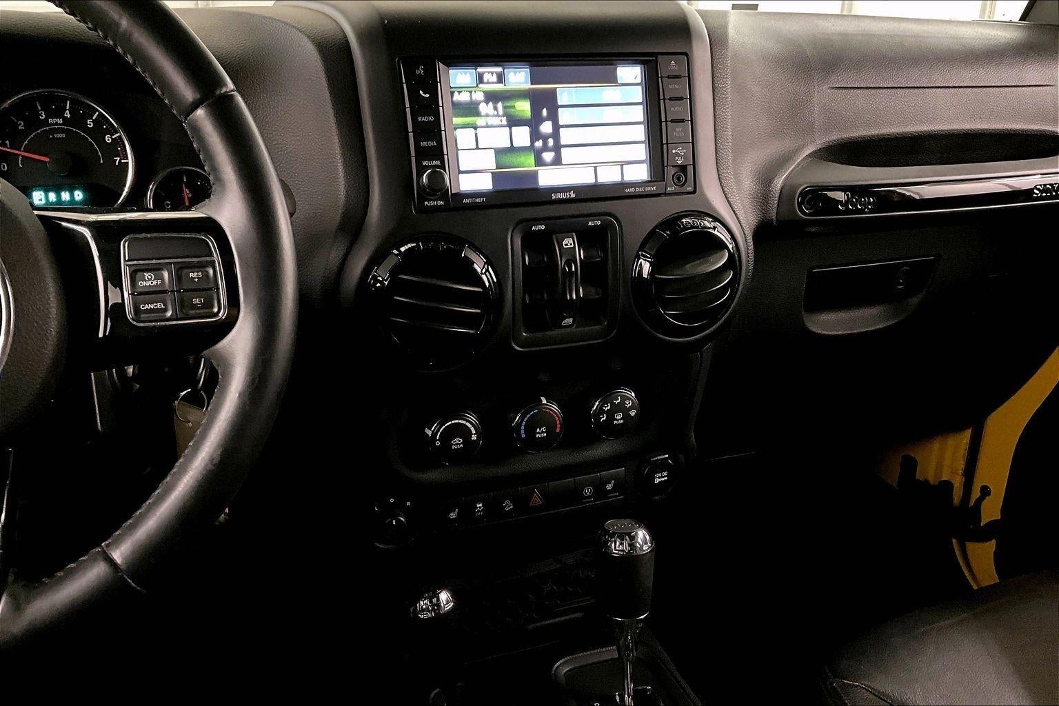 2015 Jeep Wrangler Unlimited Altitude