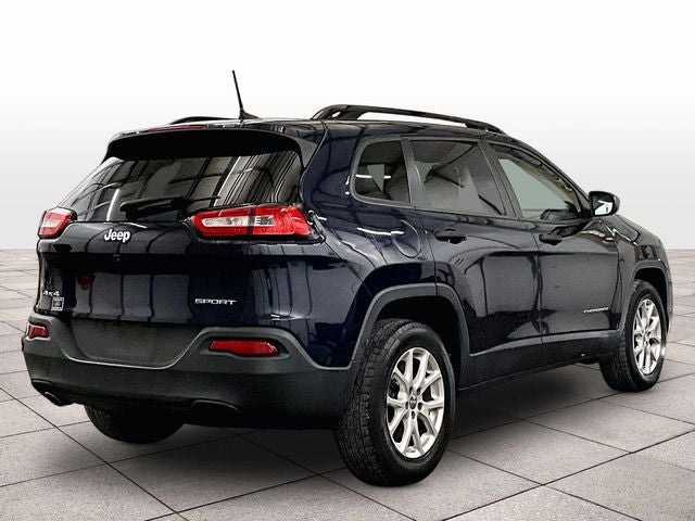 2016 Jeep Cherokee Sport