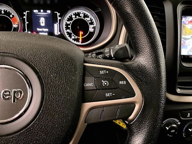 2016 Jeep Cherokee Sport