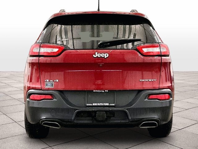 2016 Jeep Cherokee Sport