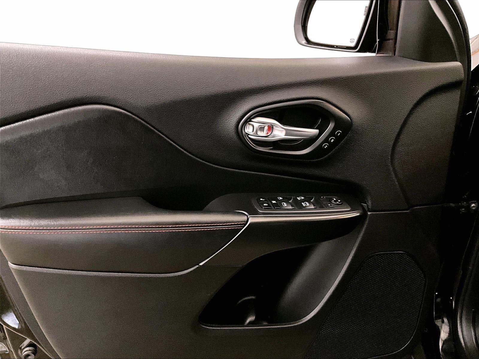 2020 Jeep Cherokee Trailhawk Elite