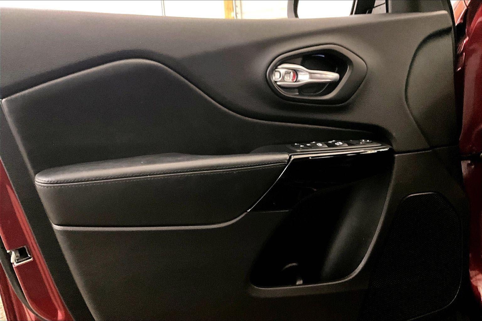 2020 Jeep Cherokee Altitude