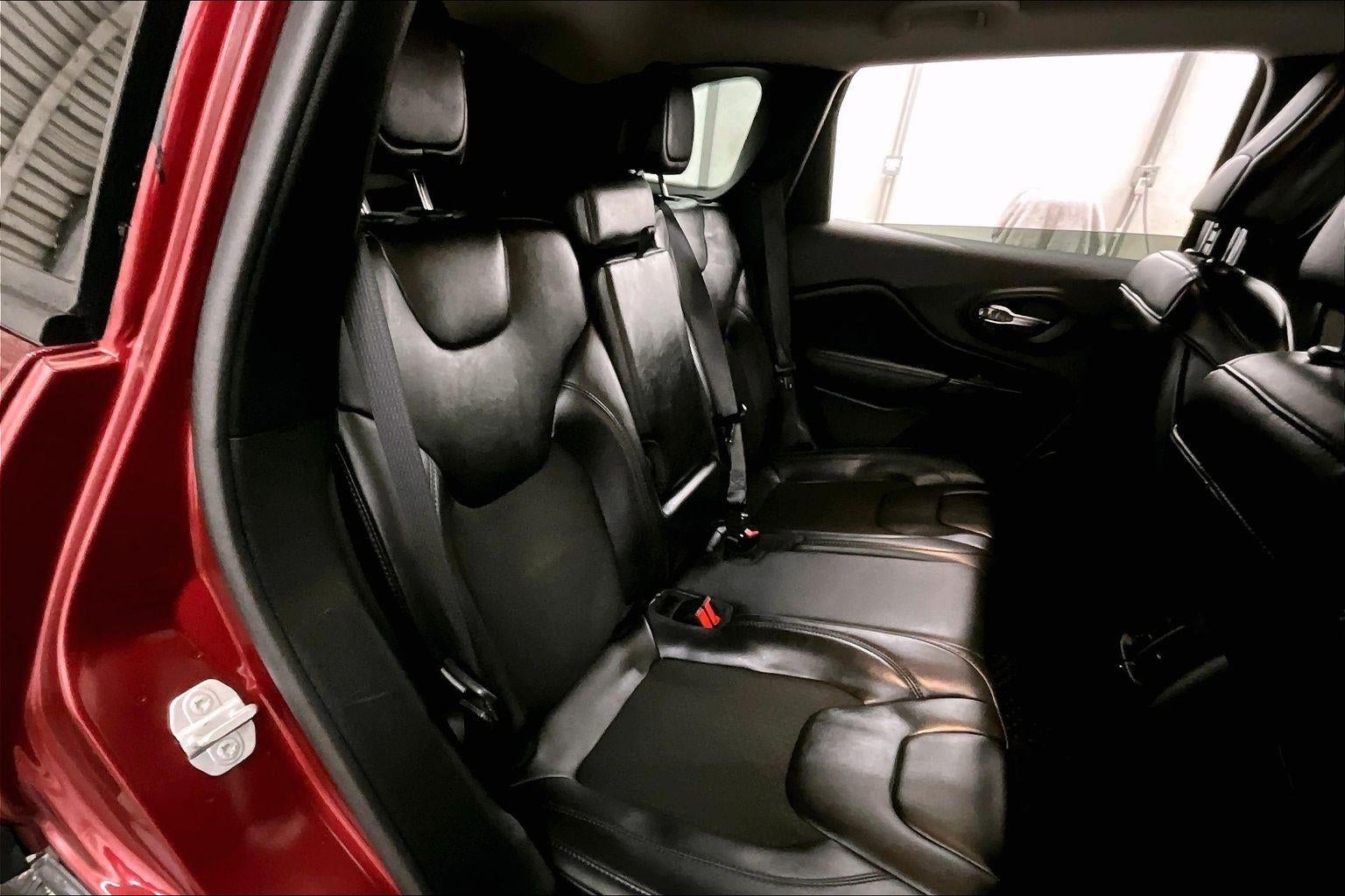 2020 Jeep Cherokee Altitude