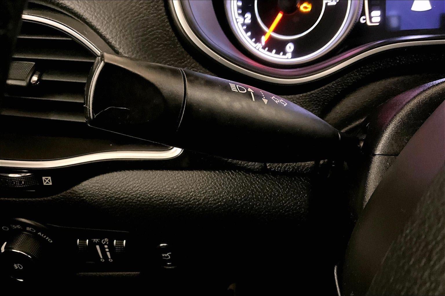 2020 Jeep Cherokee Altitude