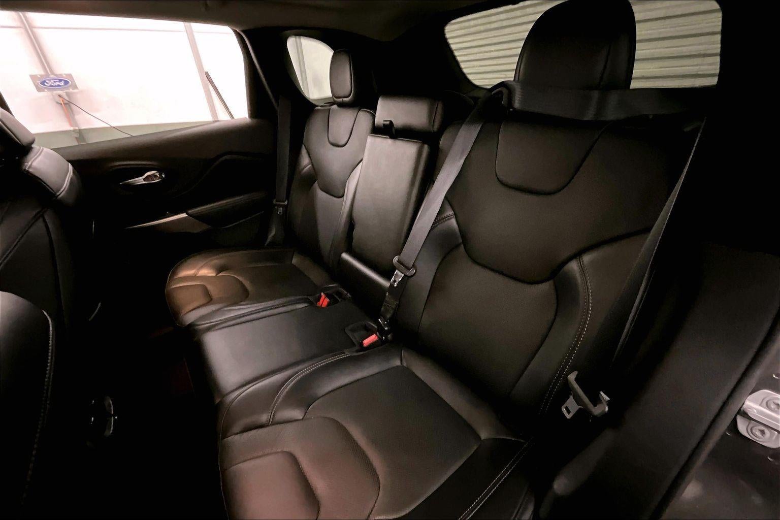 2021 Jeep Cherokee Latitude Lux