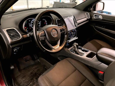 2020 Jeep Grand Cherokee Laredo
