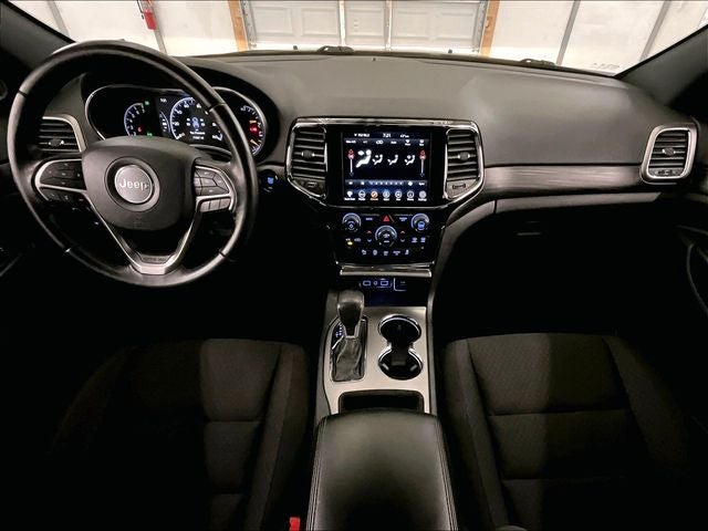 2020 Jeep Grand Cherokee Laredo