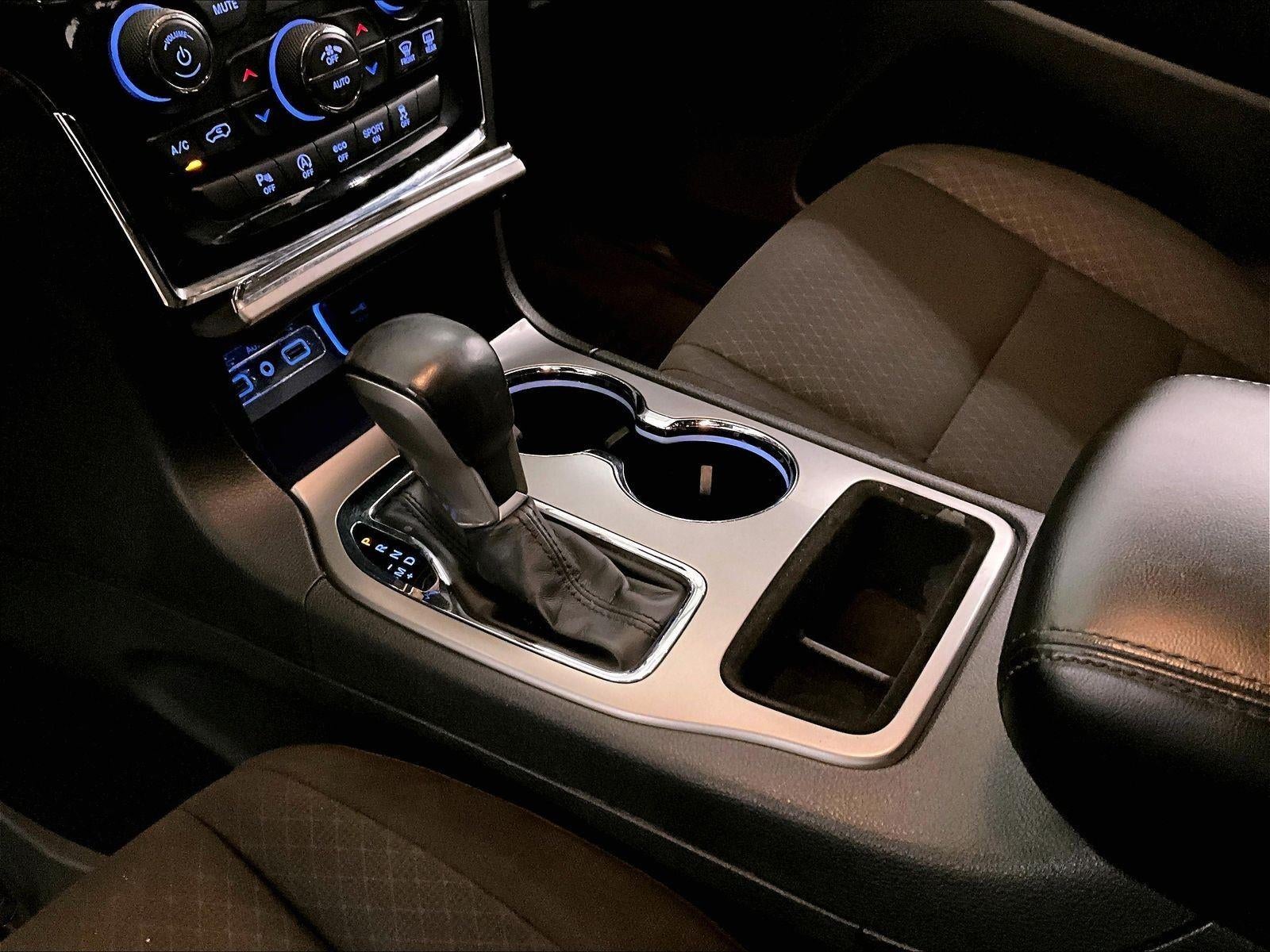 2020 Jeep Grand Cherokee Laredo