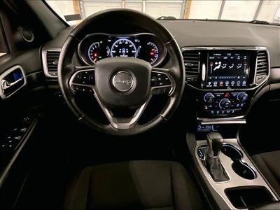 2020 Jeep Grand Cherokee Laredo