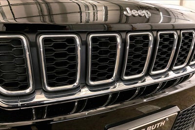 2023 Jeep Grand Cherokee Laredo