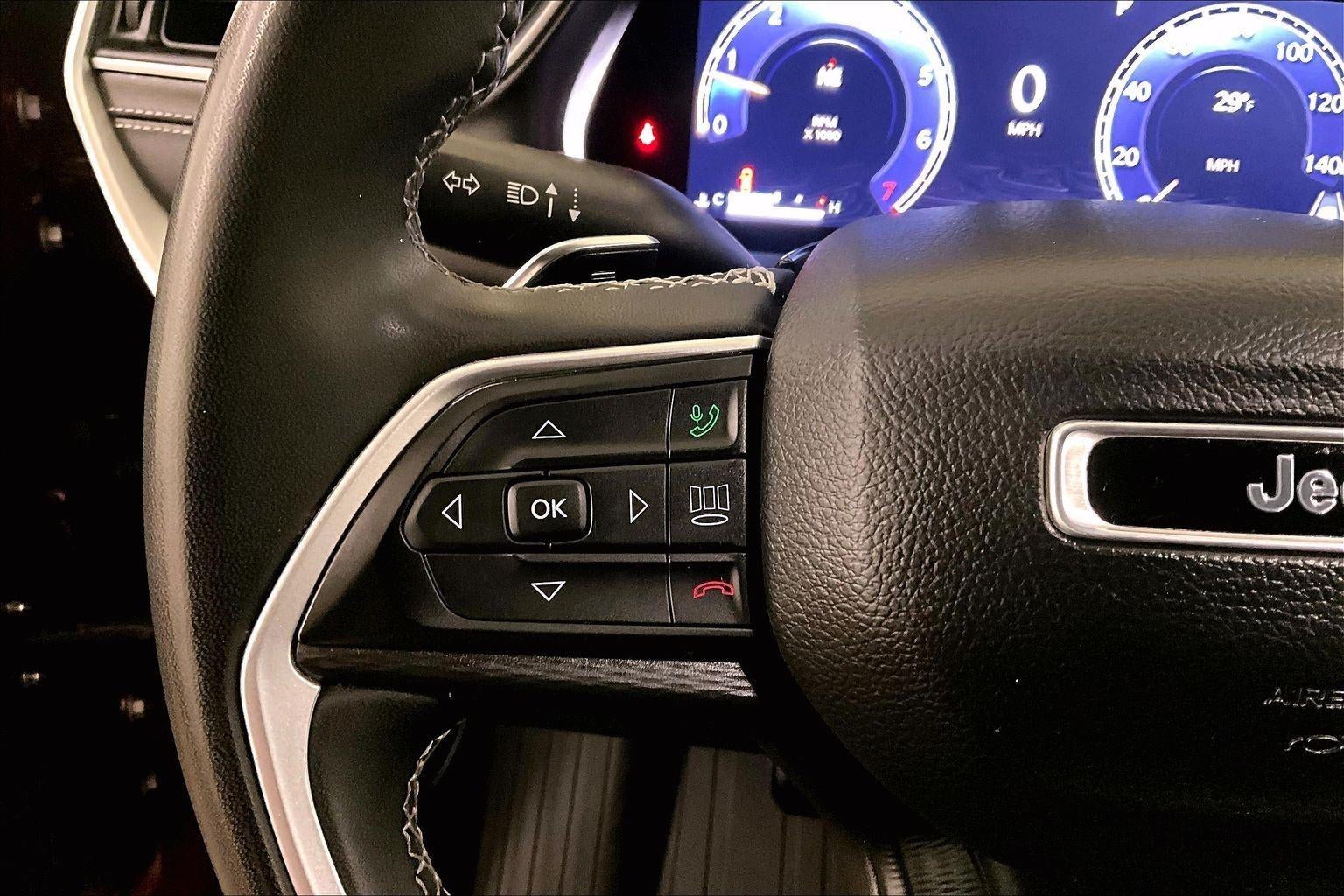 2023 Jeep Grand Cherokee L Laredo