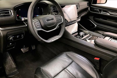 2024 Jeep Wagoneer Base