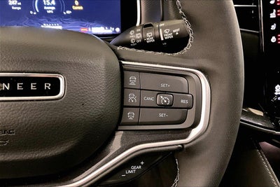 2024 Jeep Wagoneer Base