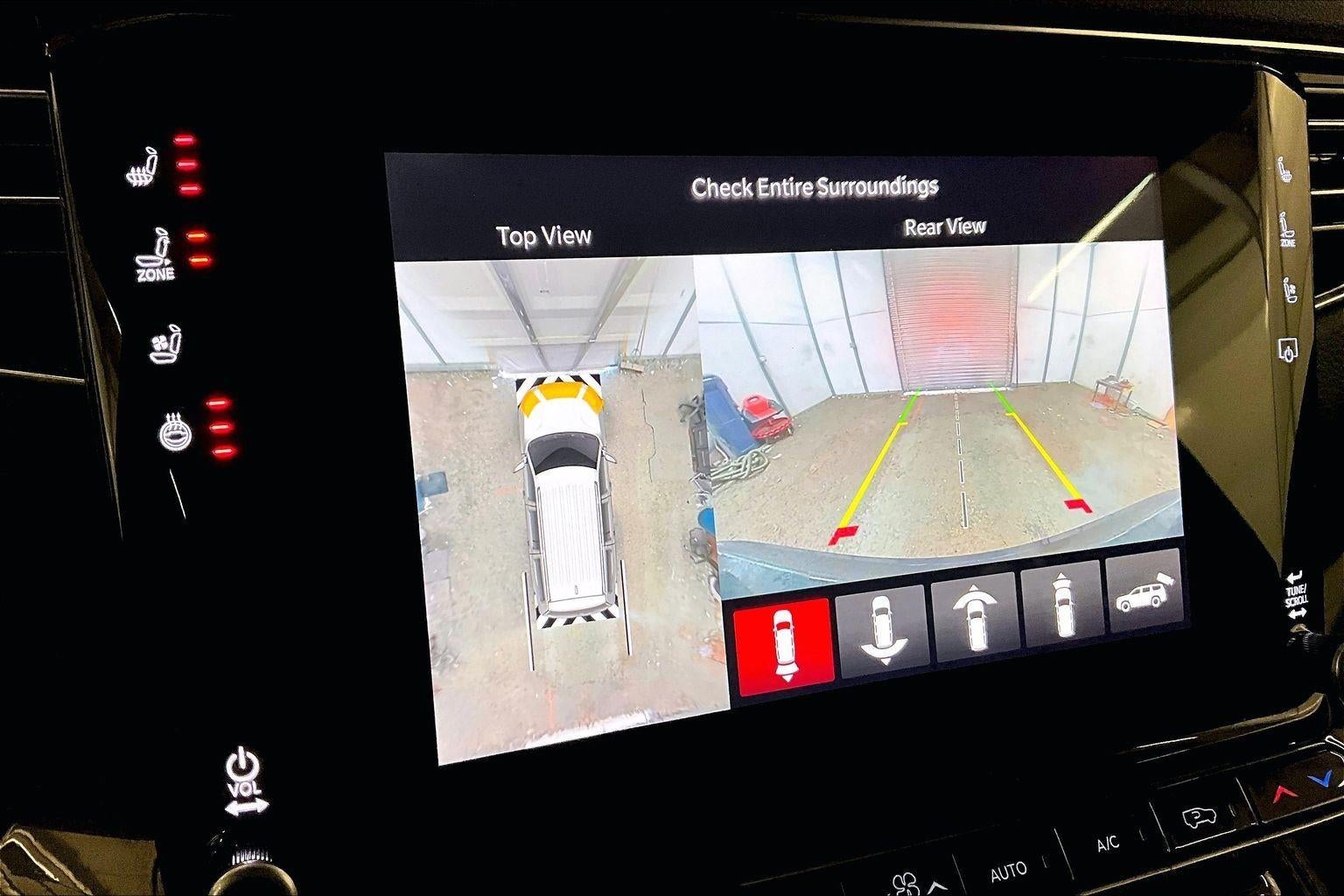 2024 Jeep Wagoneer Base