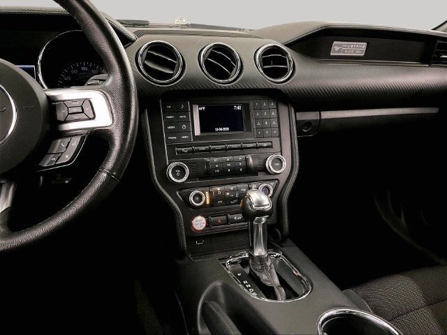 2016 Ford Mustang V6