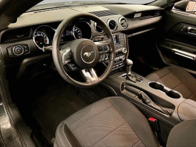 2016 Ford Mustang V6