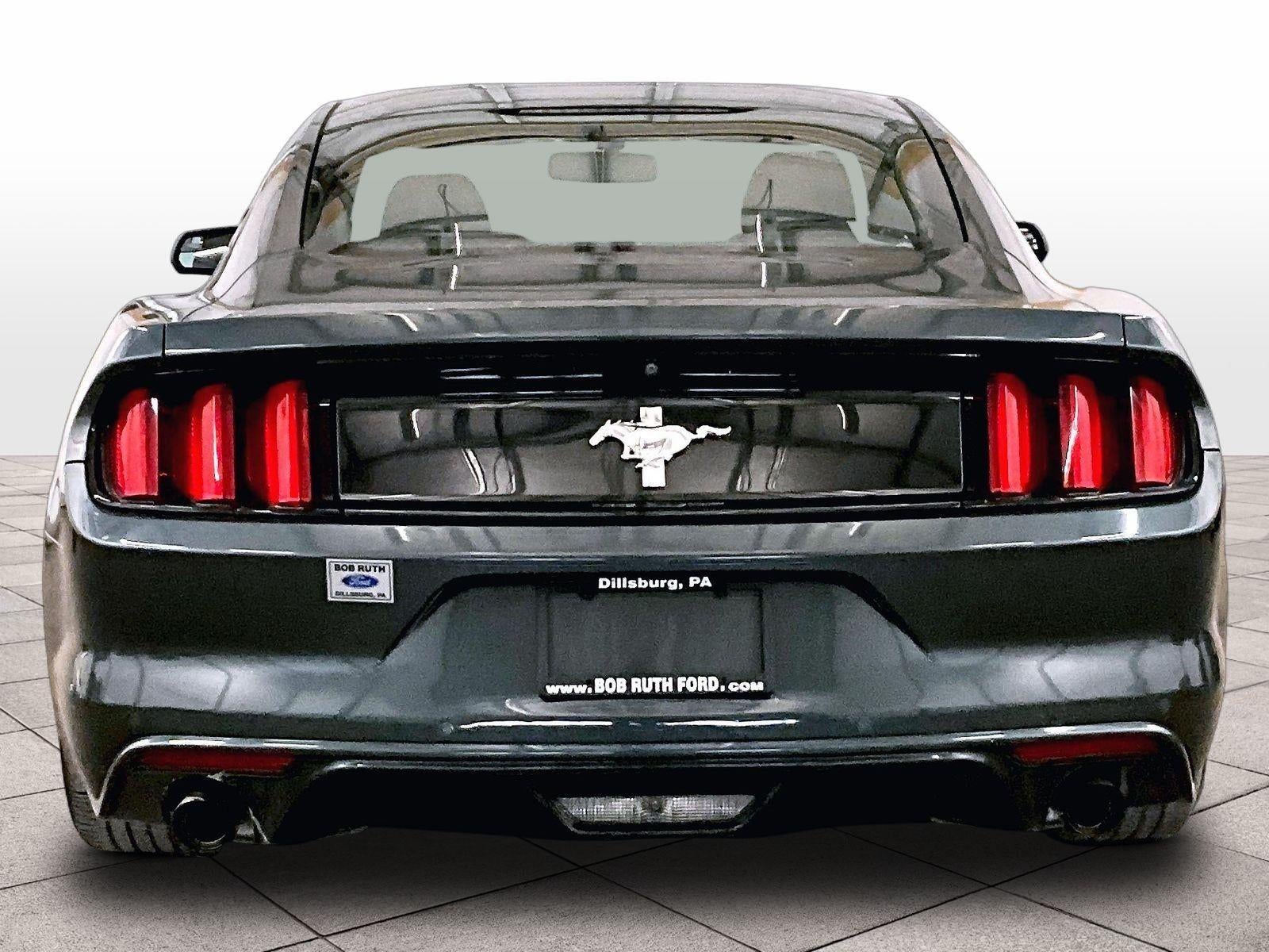 2016 Ford Mustang V6