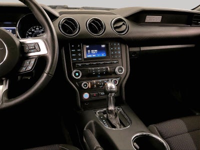 2016 Ford Mustang V6
