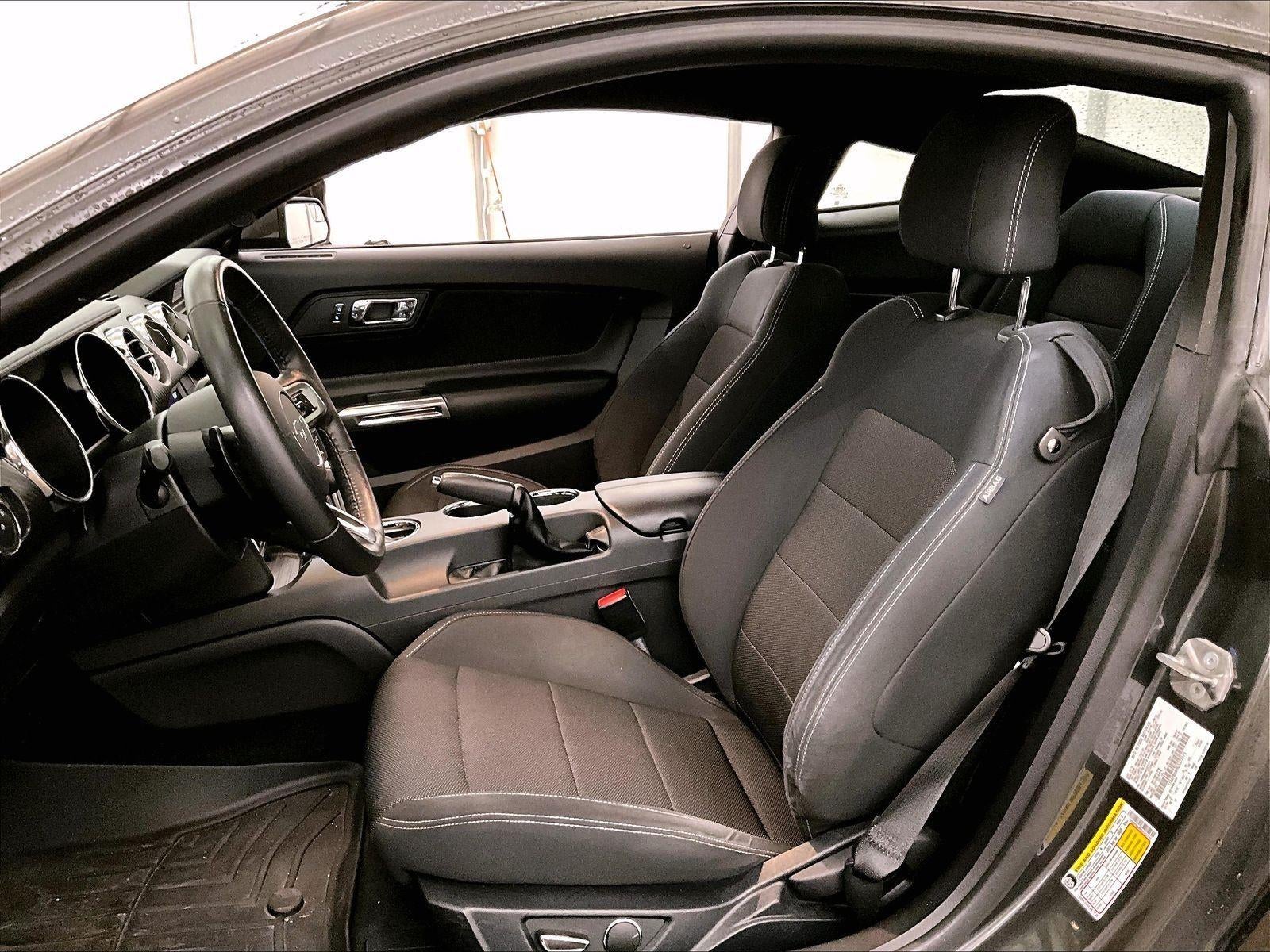 2016 Ford Mustang V6