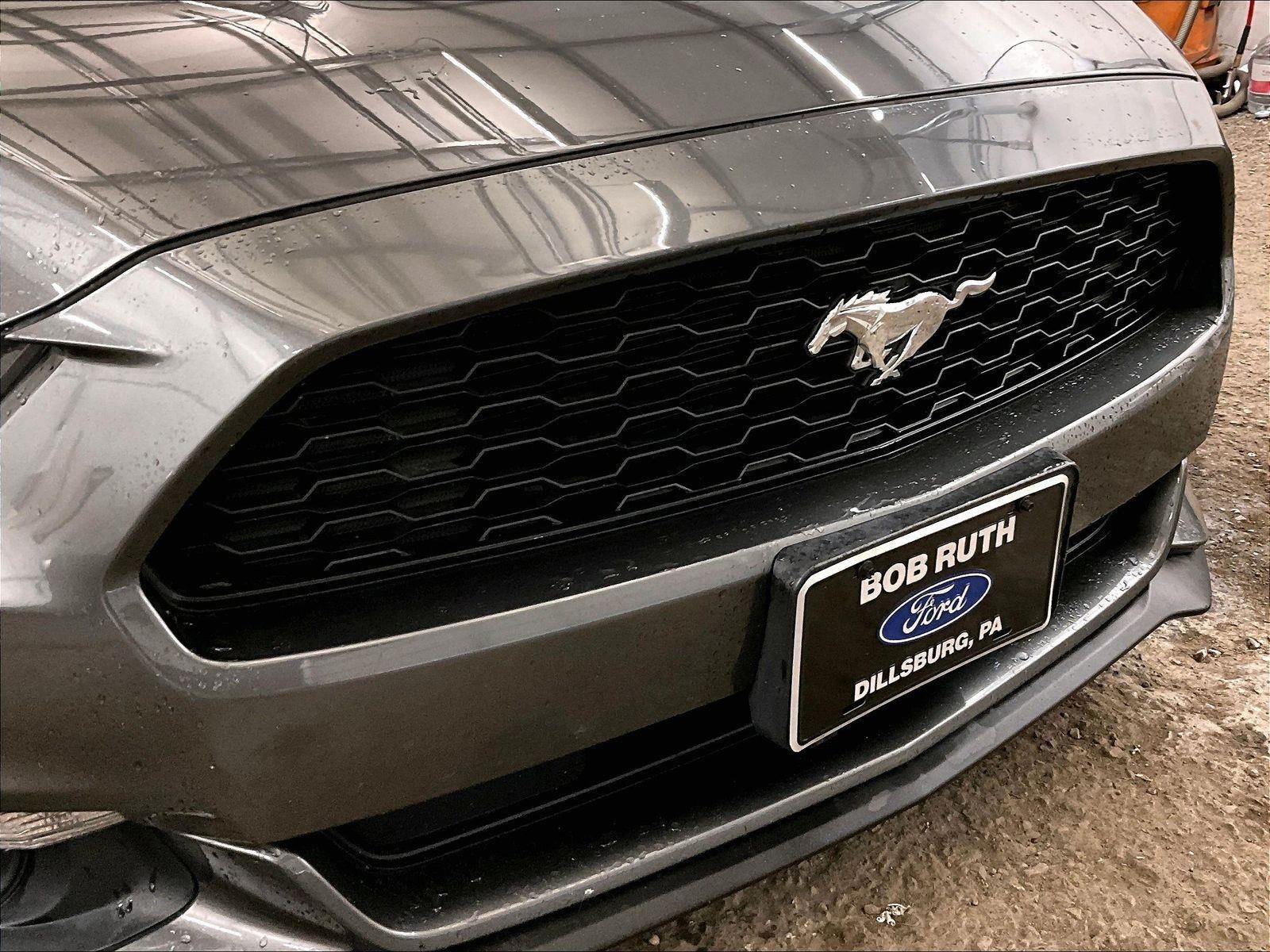 2016 Ford Mustang V6