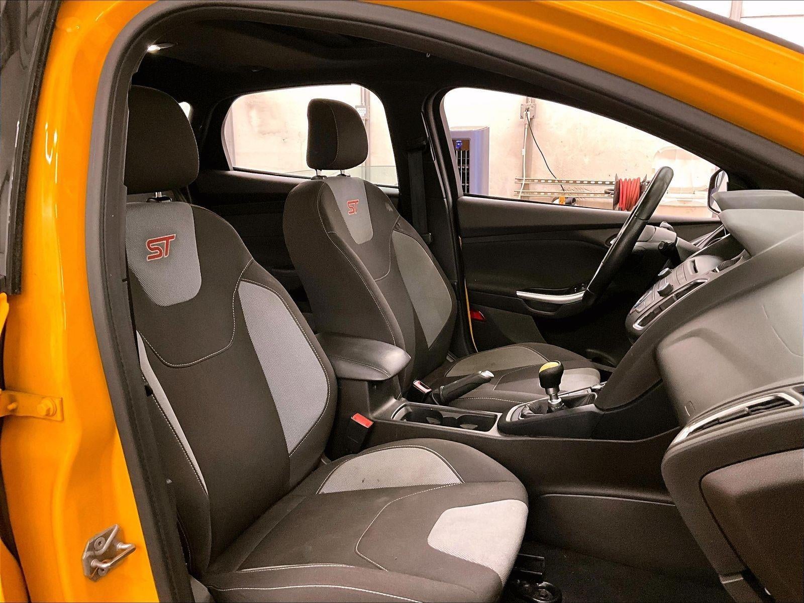 2016 Ford Focus ST