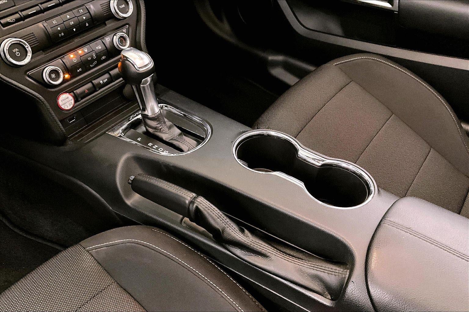 2017 Ford Mustang V6