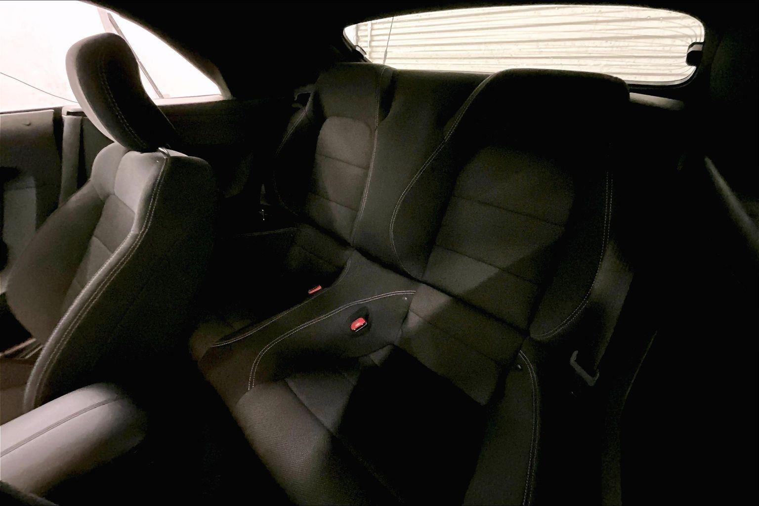 2017 Ford Mustang V6