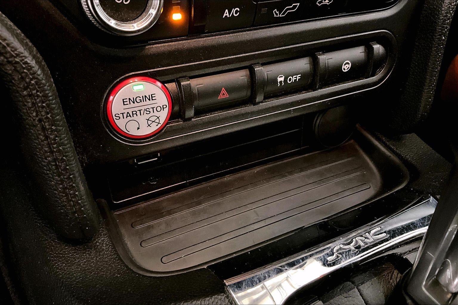 2017 Ford Mustang V6