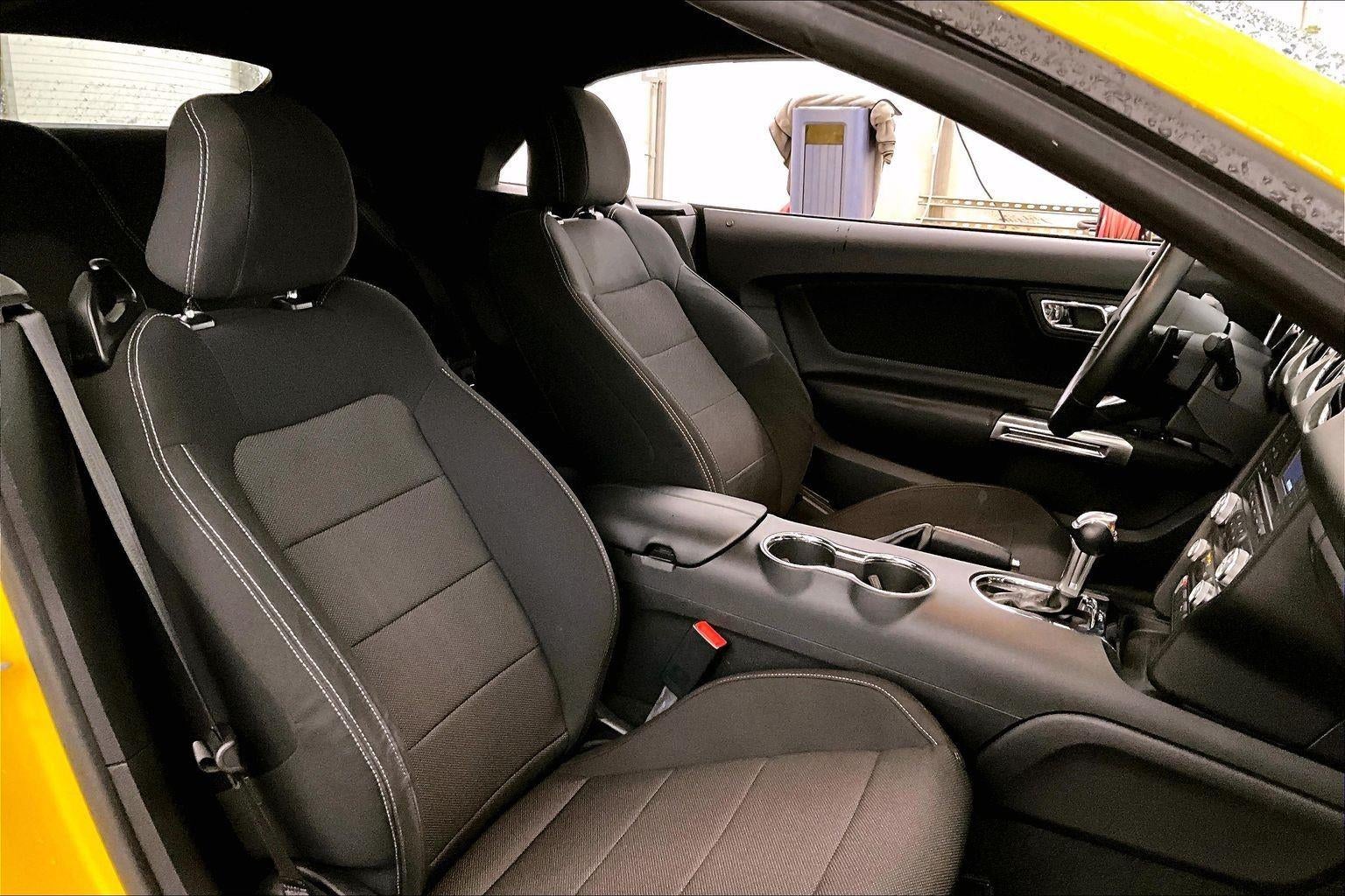 2017 Ford Mustang V6