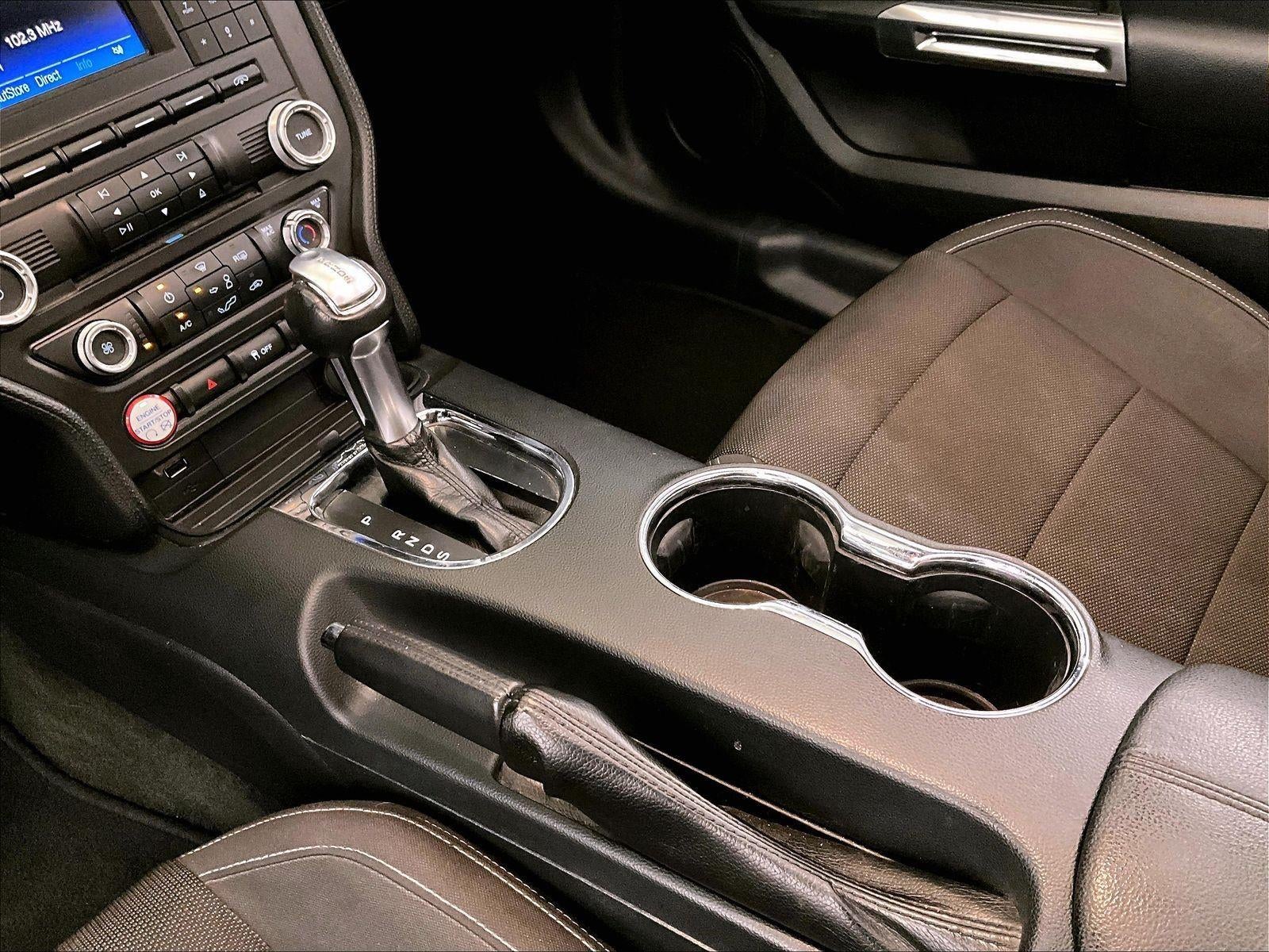 2015 Ford Mustang V6