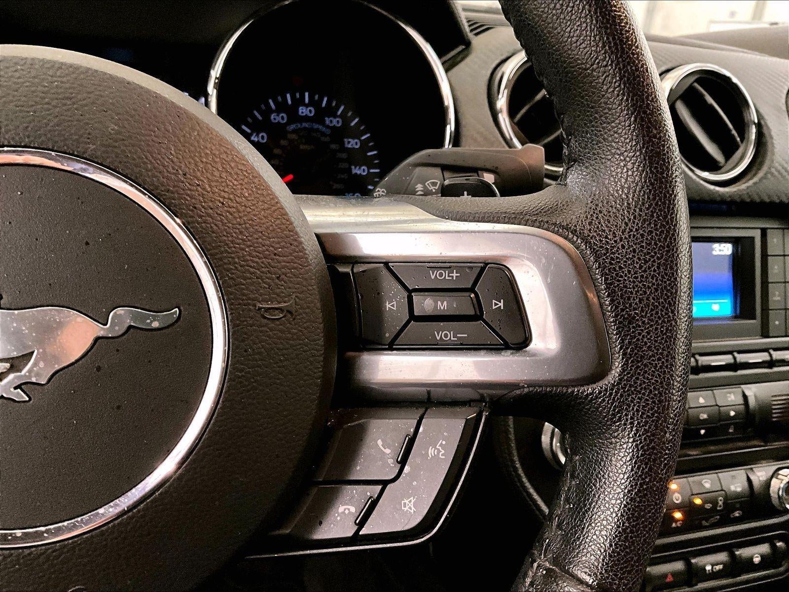 2015 Ford Mustang V6