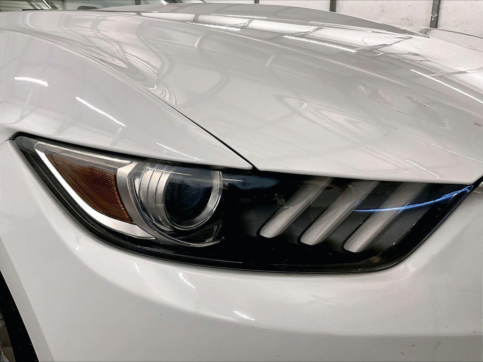2015 Ford Mustang V6