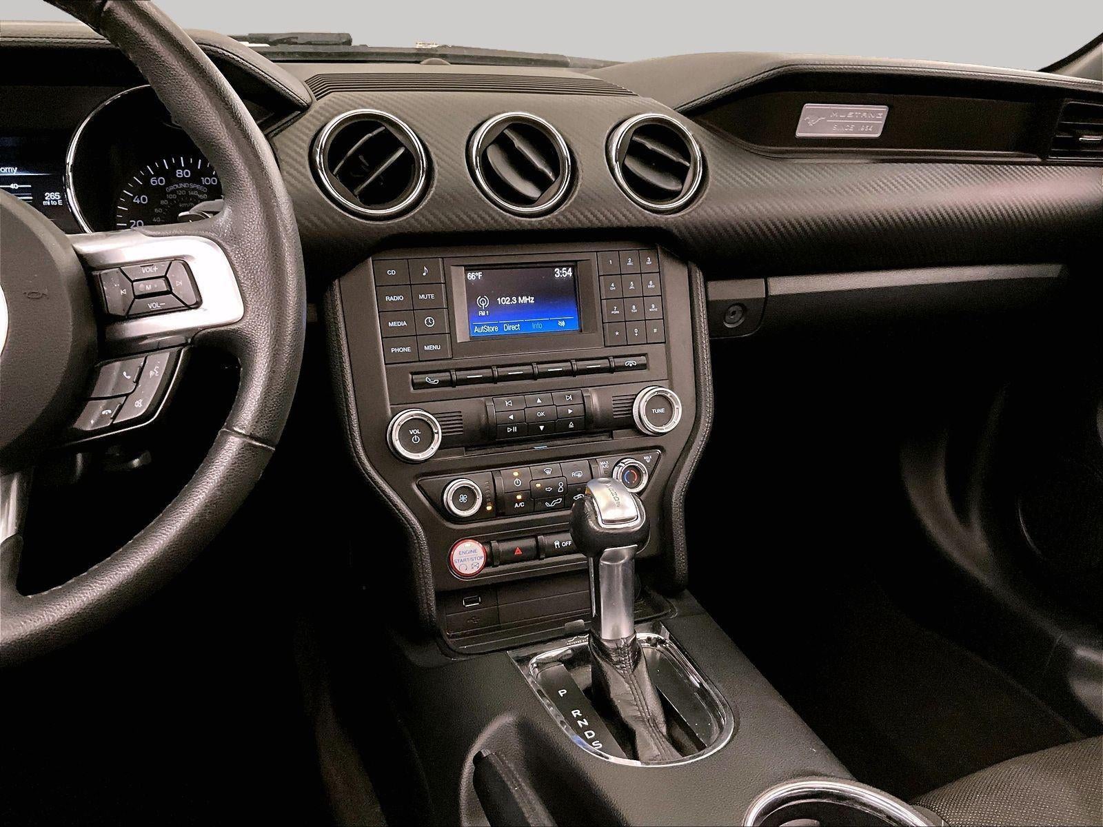 2015 Ford Mustang V6