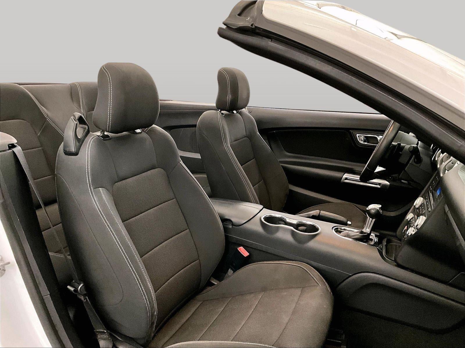 2015 Ford Mustang V6