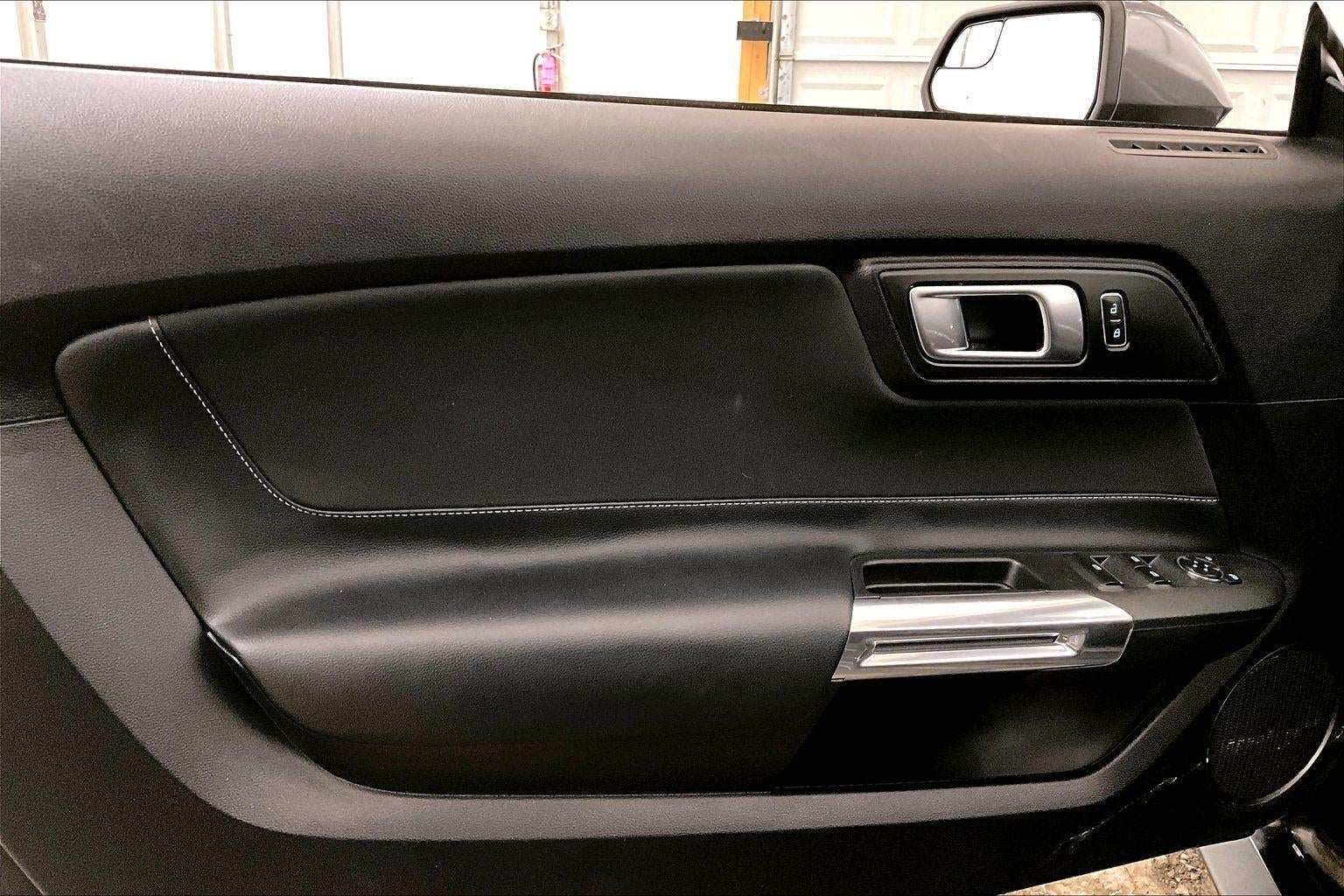 2019 Ford Mustang EcoBoost