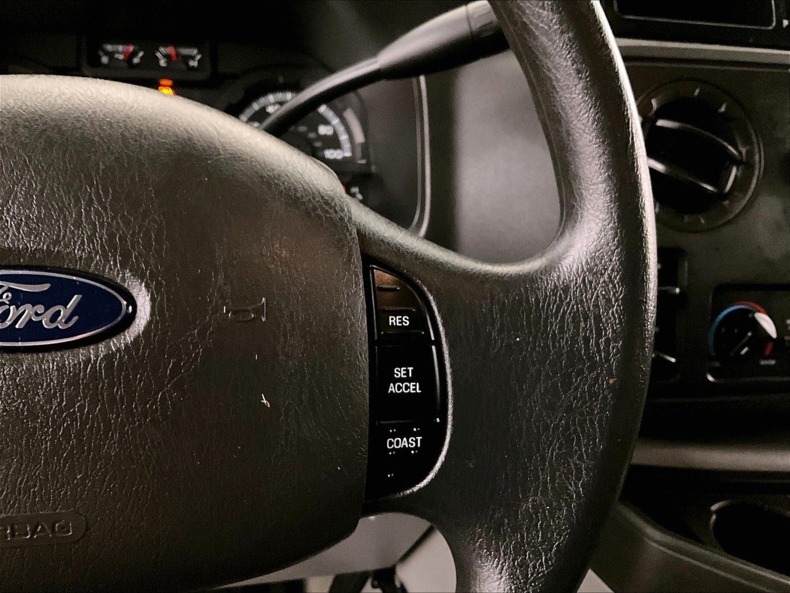 2014 Ford Econoline Wagon XLT
