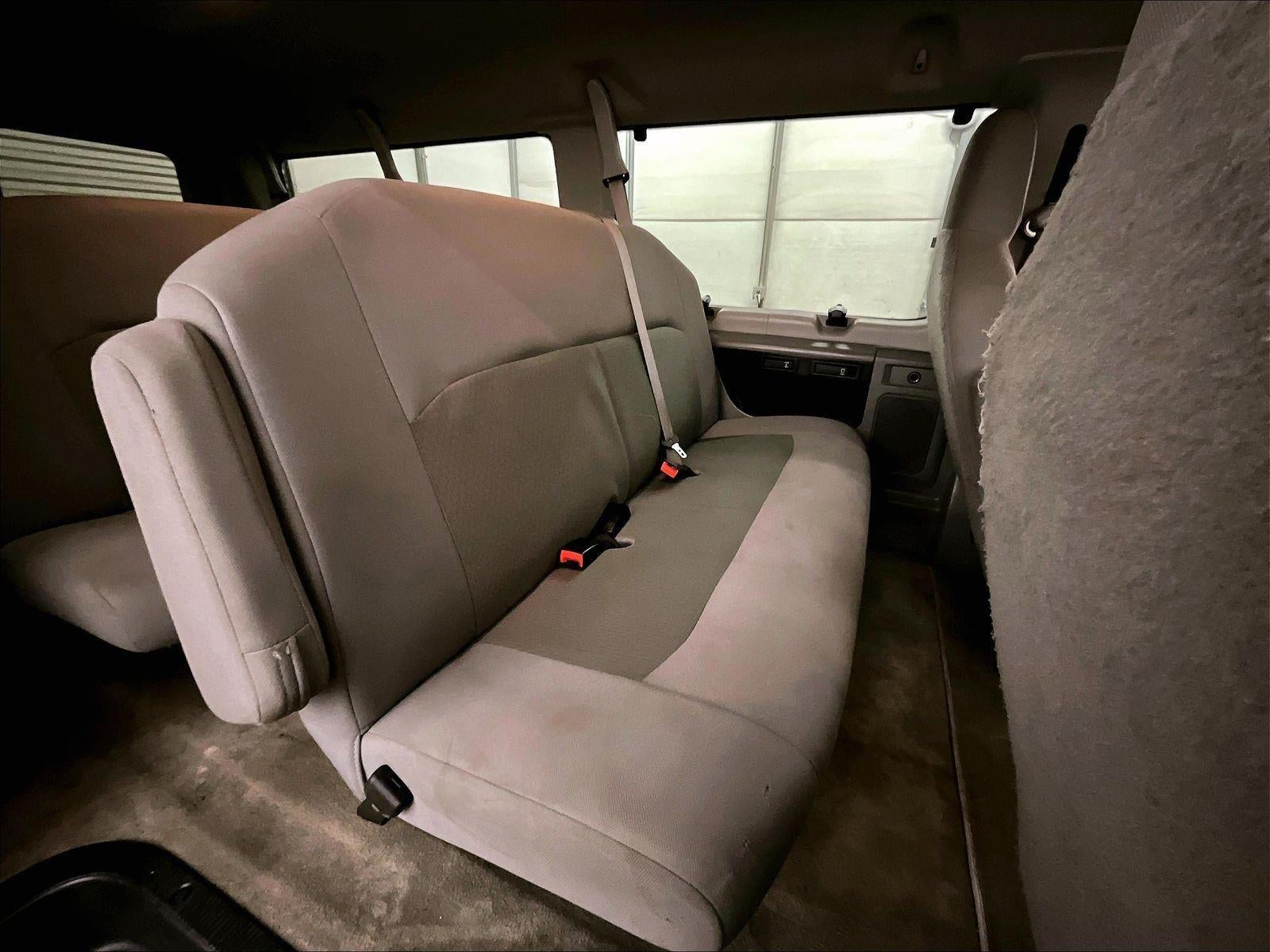 2014 Ford Econoline Wagon XLT