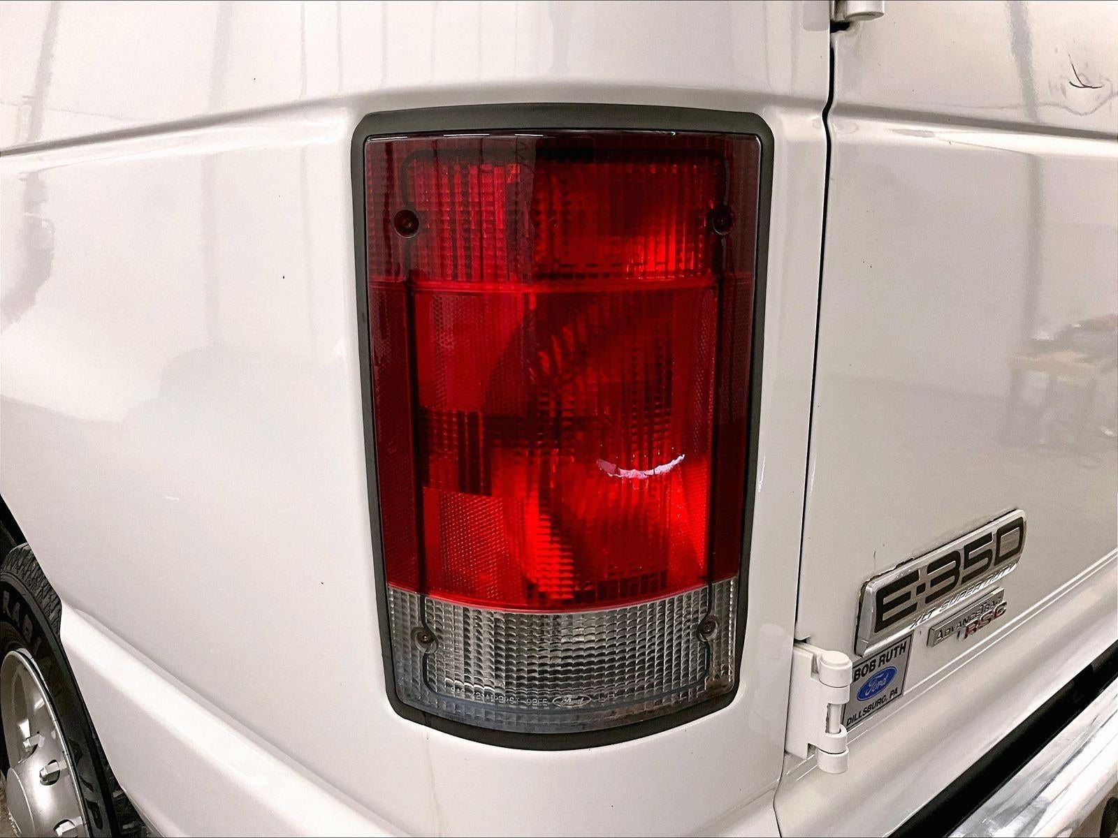 2014 Ford Econoline Wagon XLT