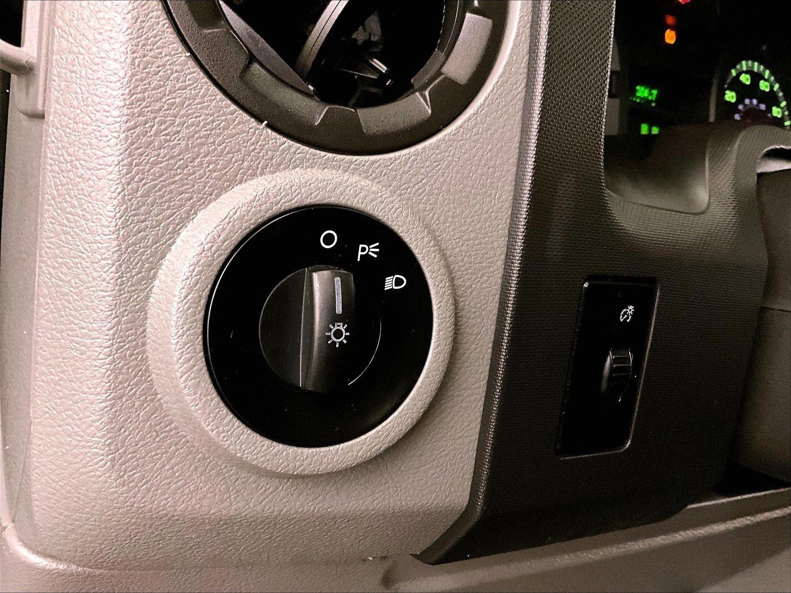 2014 Ford Econoline Wagon XLT