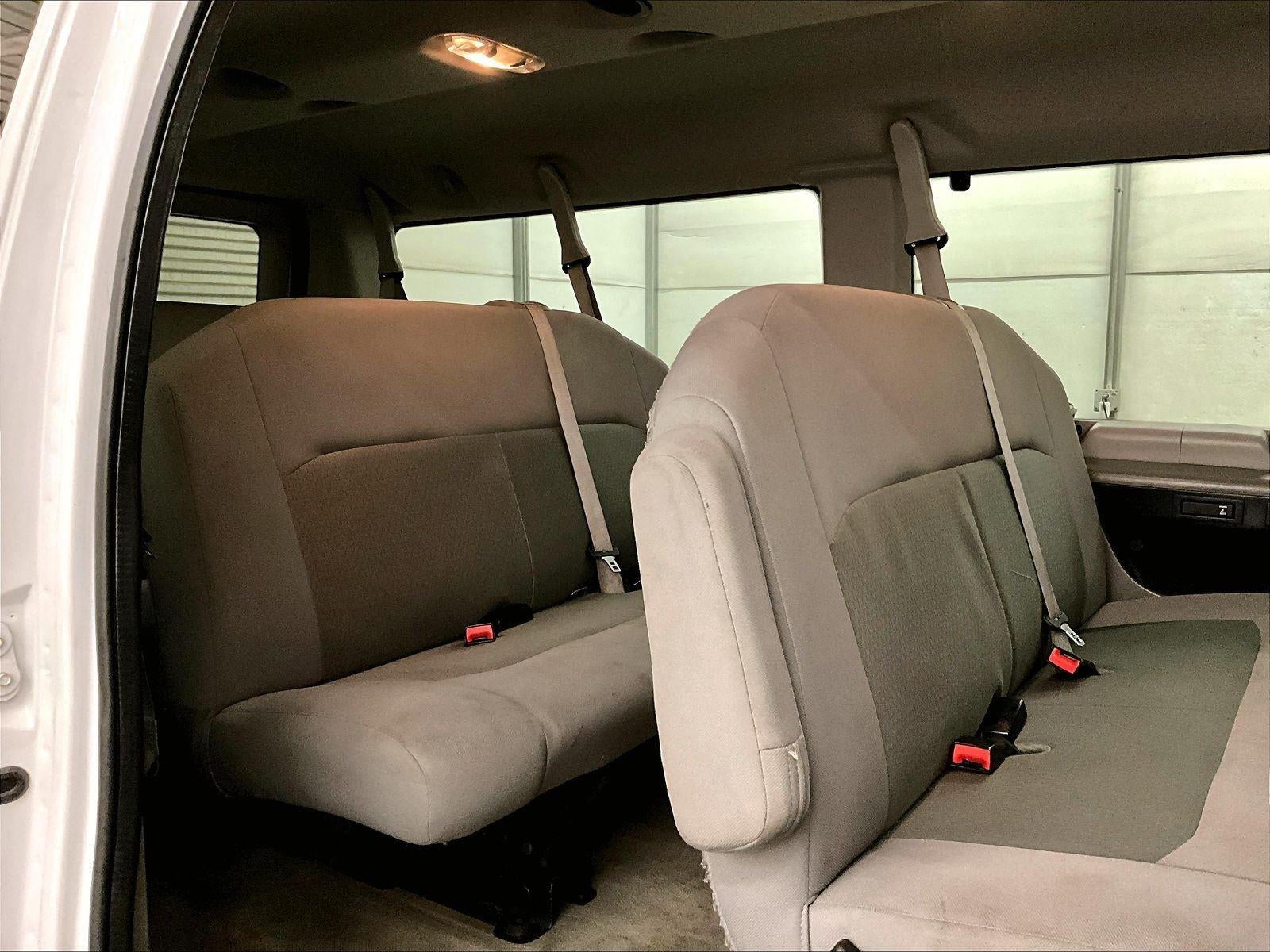 2014 Ford Econoline Wagon XLT