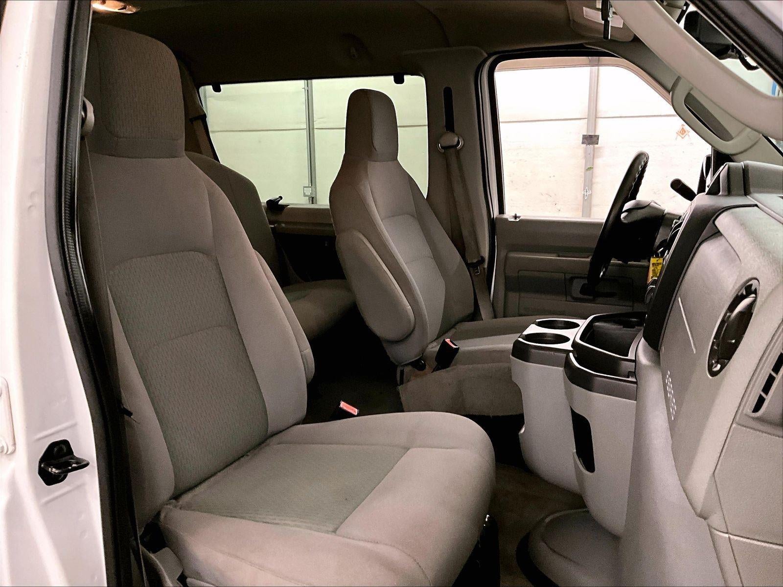2014 Ford Econoline Wagon XLT