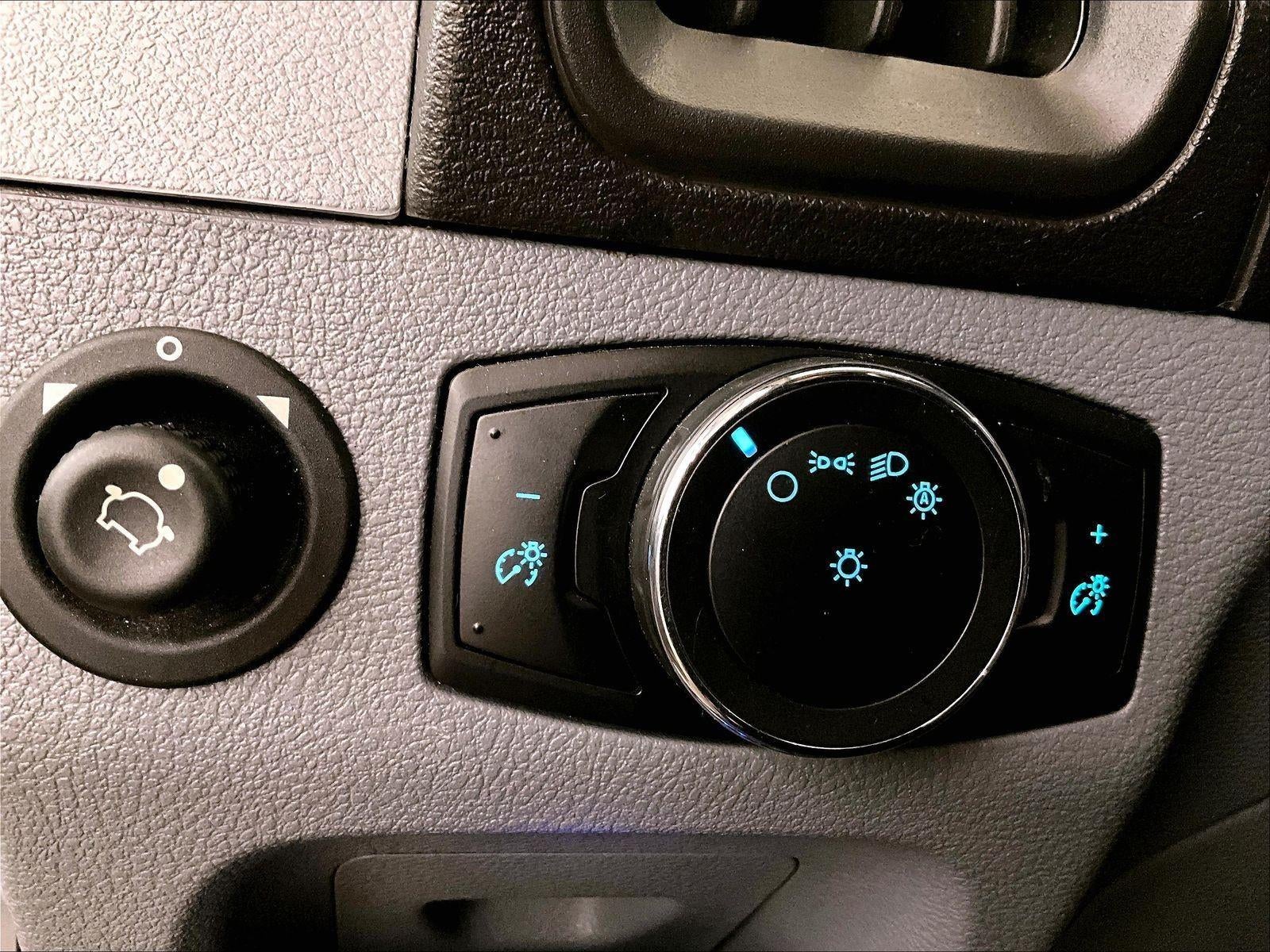 2016 Ford Transit Wagon XLT