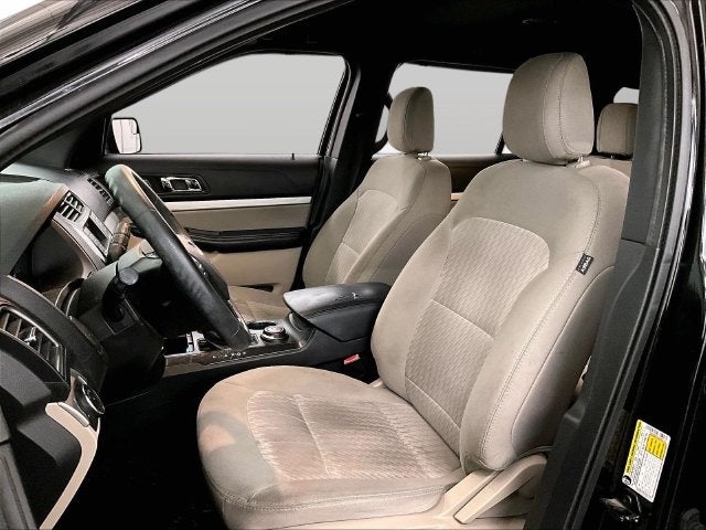 2018 Ford Explorer Base