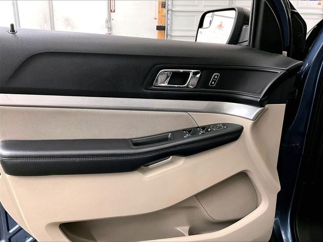 2018 Ford Explorer Base