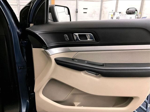 2018 Ford Explorer Base