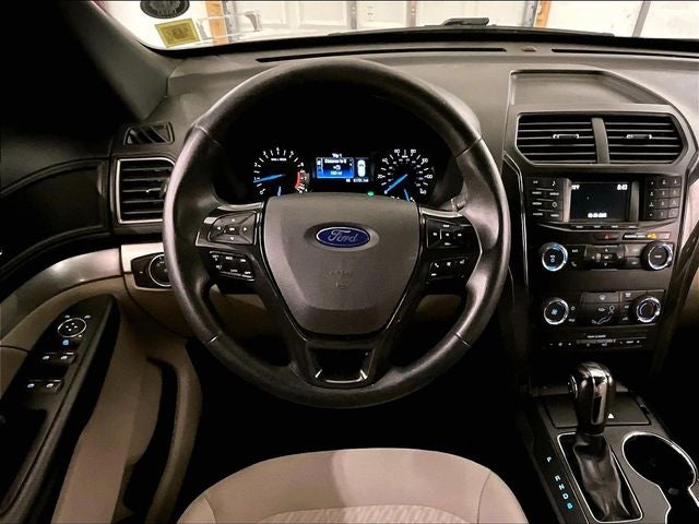 2018 Ford Explorer Base
