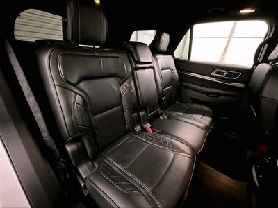 2017 Ford Explorer Platinum