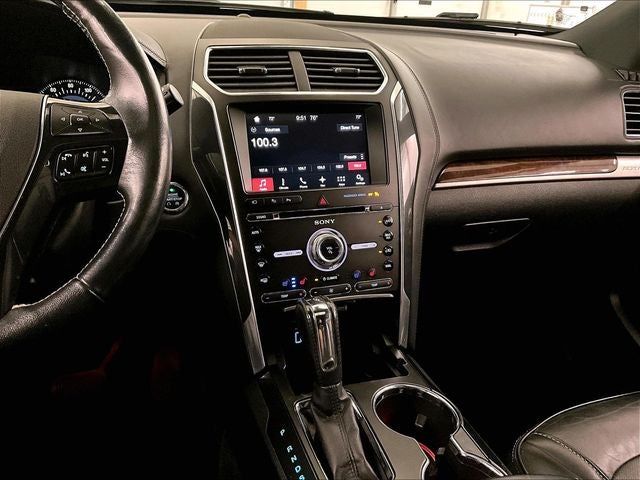 2017 Ford Explorer Platinum