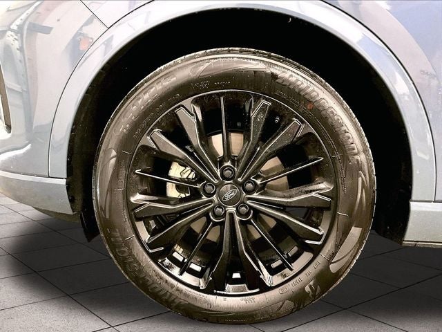 2023 Ford Escape ST-Line Elite